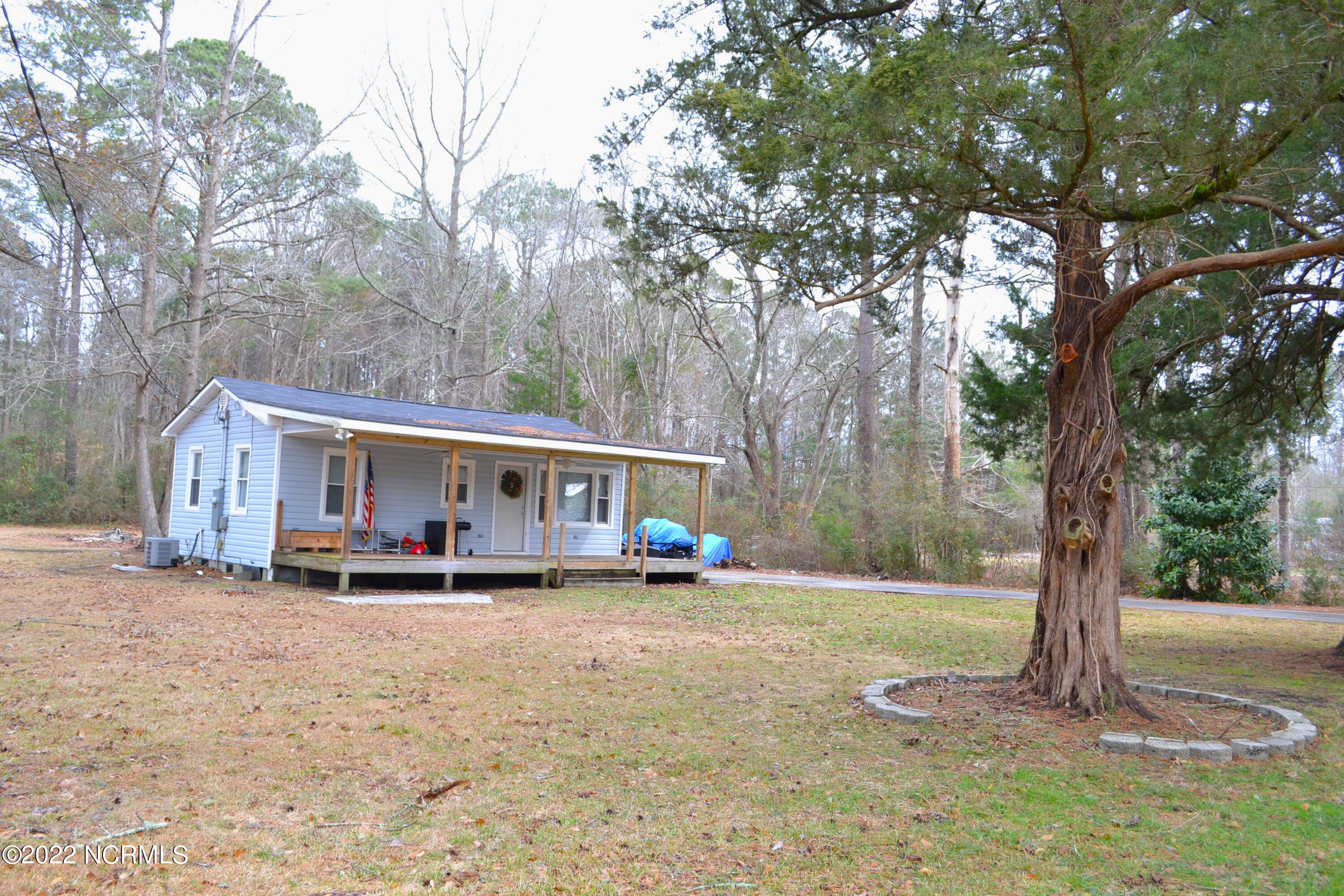 330 Foy Lockamy Road Jacksonville, NC 28540 - Photo 3 of 27 DSC_1202