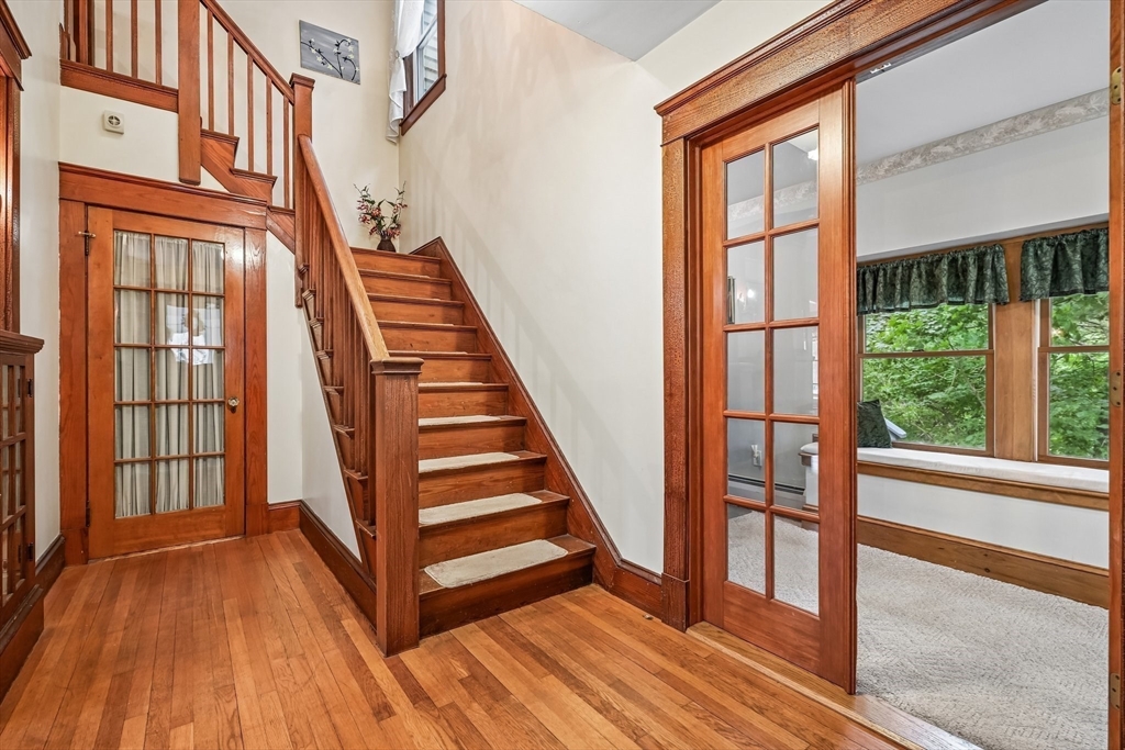 615 Mammoth Road Dracut, MA 01826 - Photo 22 of 41