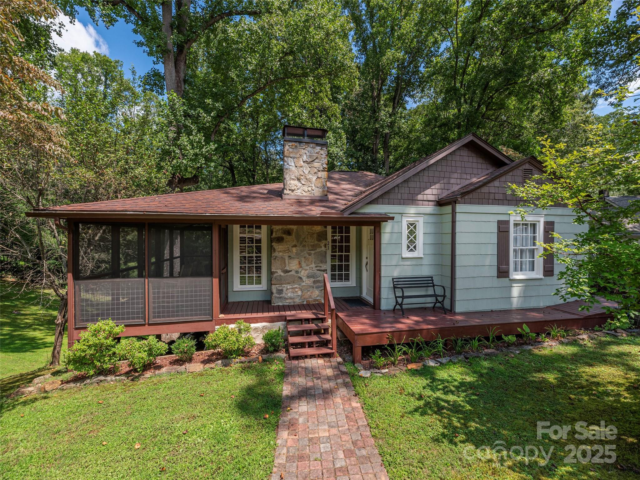 21 Auburn Road Waynesville, NC 28786 - Photo 1 of 26 Gallery Image 1