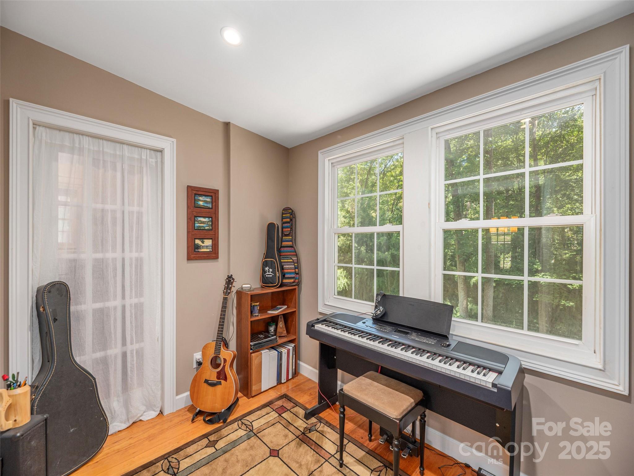 21 Auburn Road Waynesville, NC 28786 - Photo 9 of 26 Gallery Image 9