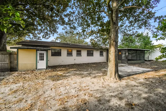 $1,650 | 5822 Jaguar Drive West, Jacksonville, FL 32244