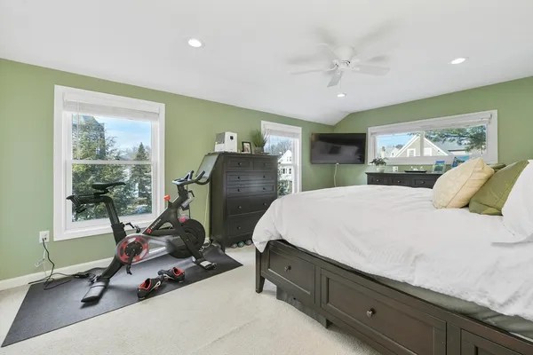 $4,500 | 1045 Washington Street, Unit 1, Newton, MA 02465