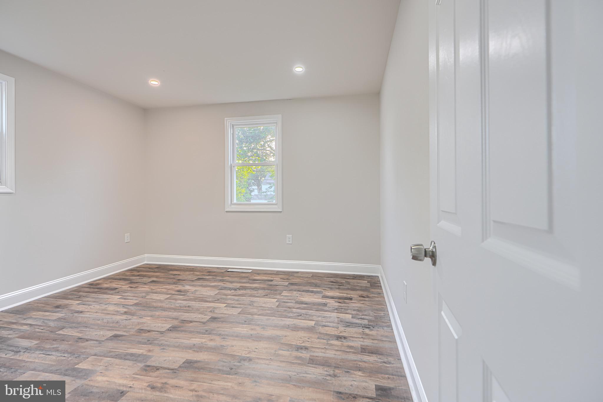7518 Harmans Road Harmans, MD 21077 - Photo 23 of 42