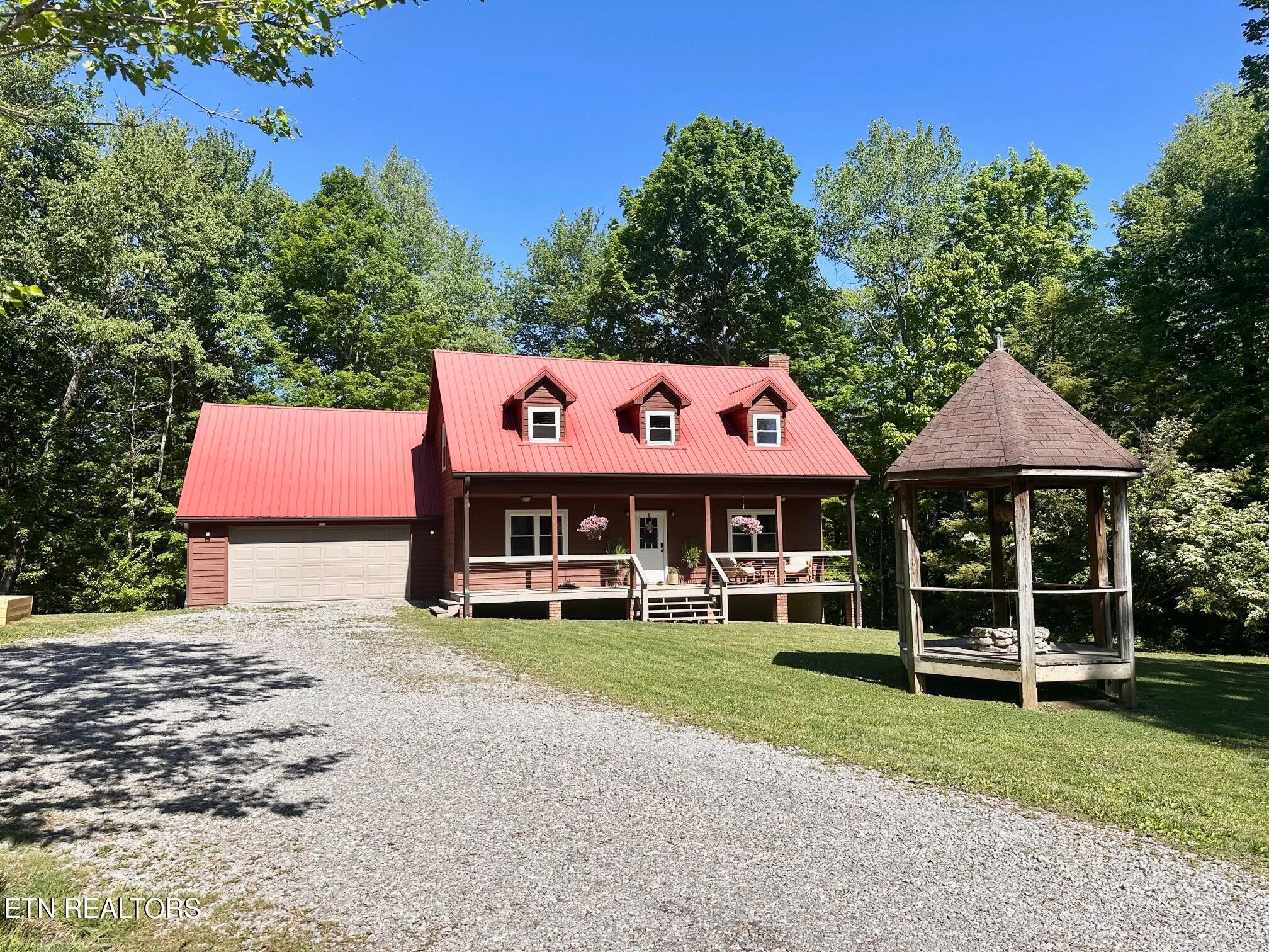 320 Reed Place Monterey, TN 38574 - Photo 1 of 33