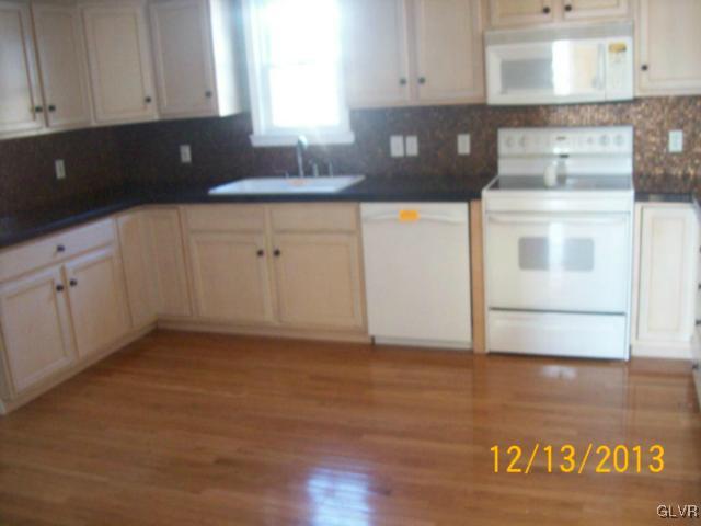 3945 Devonshire Road Bethlehem, PA 18020 - Photo 4 of 12 Gallery Image 4