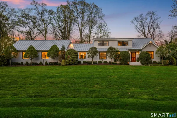 $4,300,000 | 8 Pasture Lane, Darien, CT 06820
