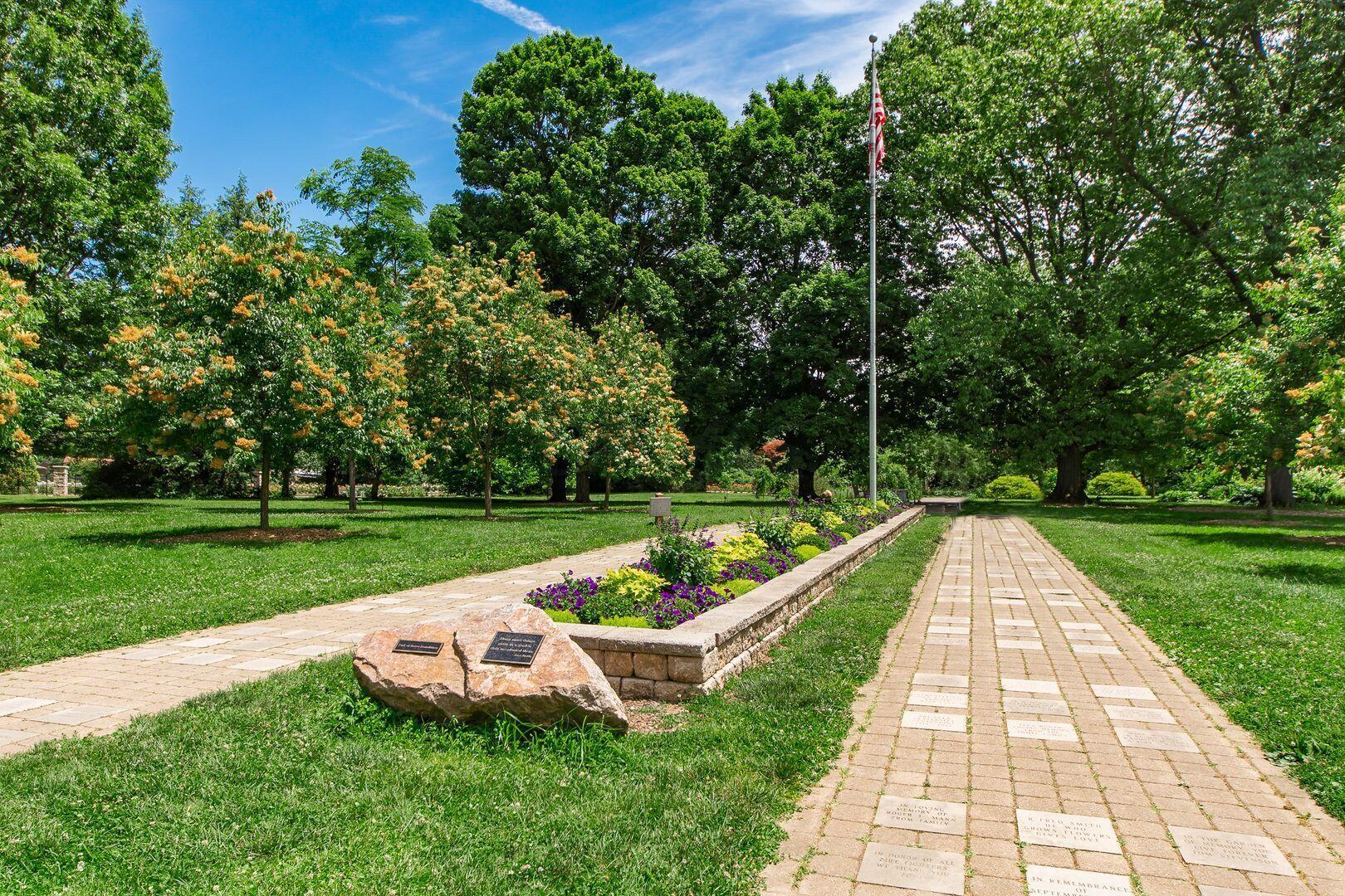 543 Richards Road Columbus, OH 43214 - Photo 51 of 70 Park of Roses