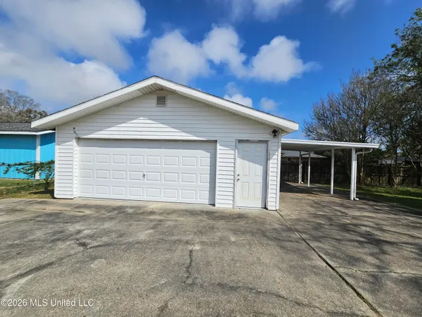 $199,900 | 703 South Forest Avenue, Long Beach, MS 39560