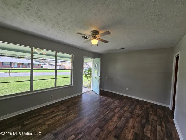 $199,900 | 703 South Forest Avenue, Long Beach, MS 39560