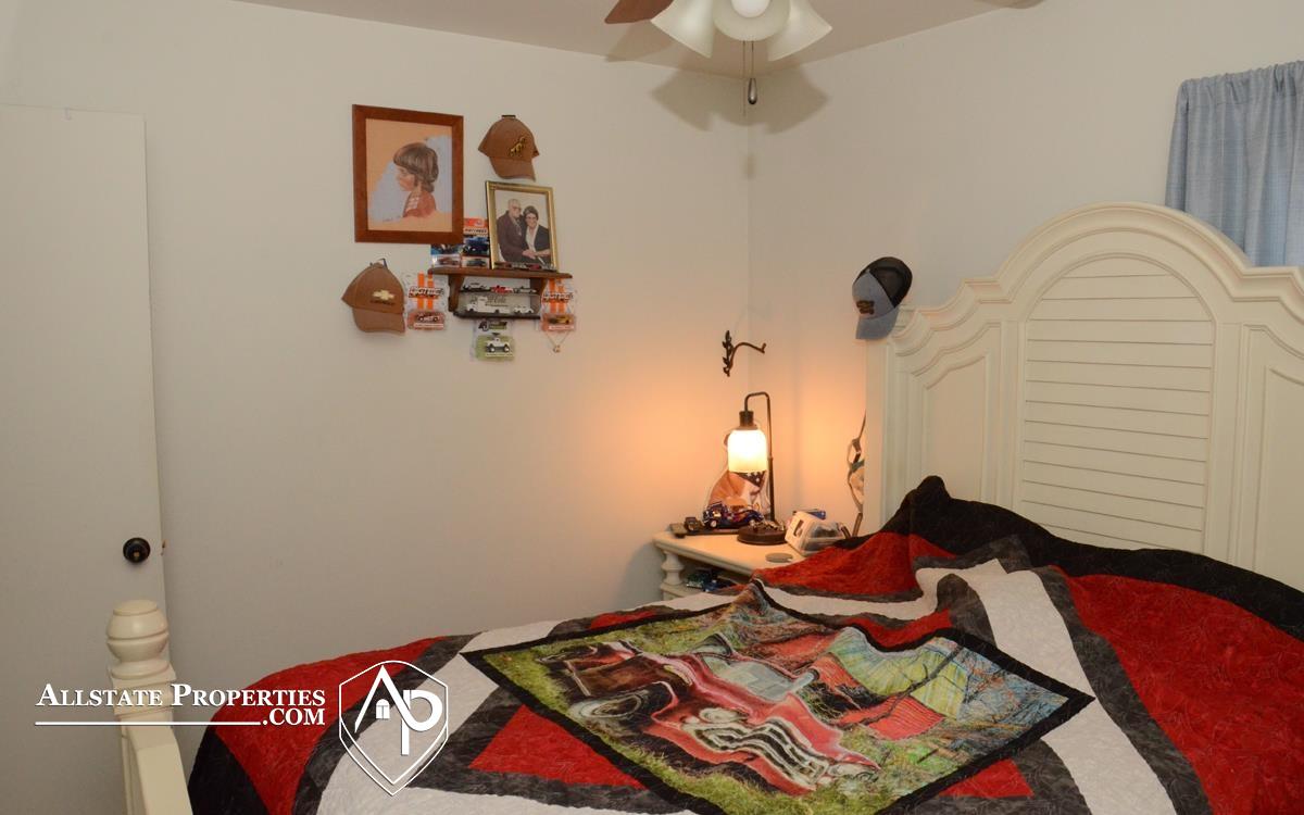 11093 Carr Road Davison, MI 48423 - Photo 4 of 26