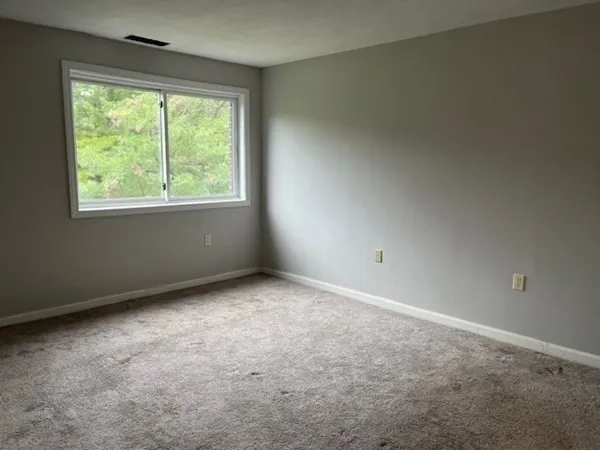 $3,200 | 8 Ledgewood Way, Unit 10, Peabody, MA 01960