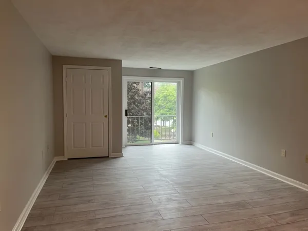 $3,200 | 8 Ledgewood Way, Unit 10, Peabody, MA 01960