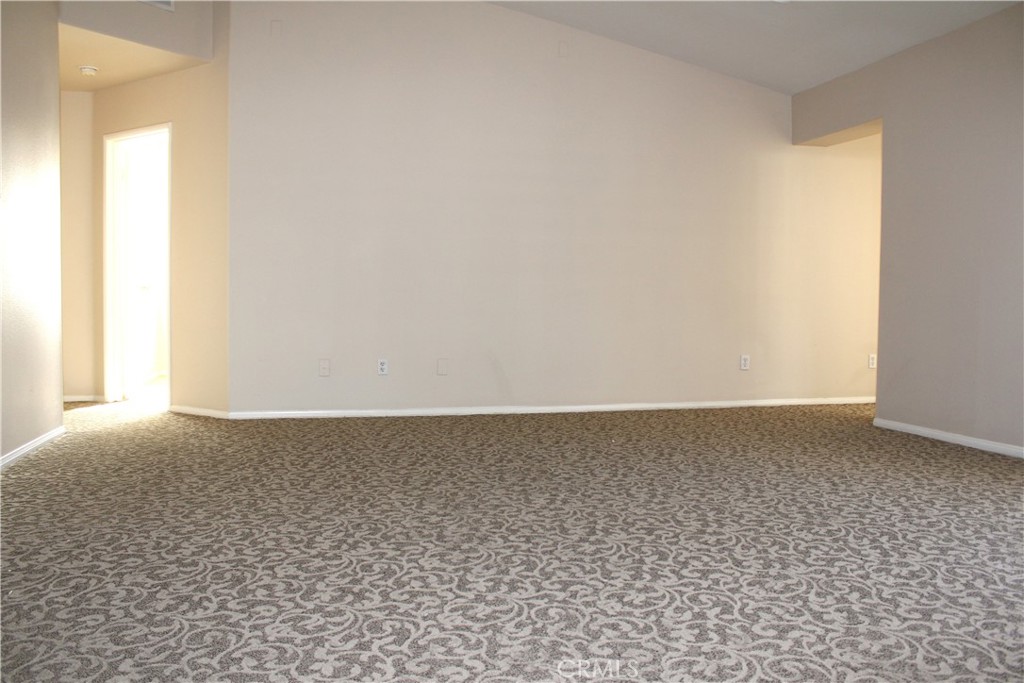 7881 Margaux Place Rancho Cucamonga, CA 91739 - Photo 13 of 41 a view of room and window