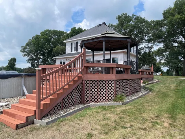 $479,000 | 9071 North Shore Drive, Bremen, IN 46506