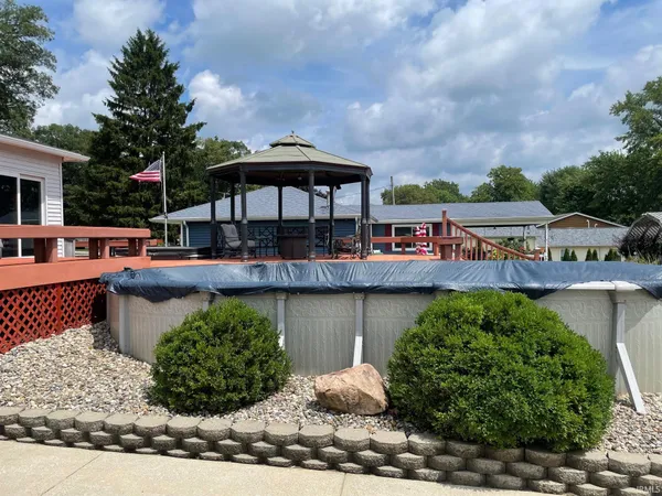 $479,000 | 9071 North Shore Drive, Bremen, IN 46506