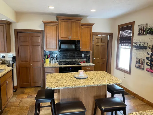 $479,000 | 9071 North Shore Drive, Bremen, IN 46506