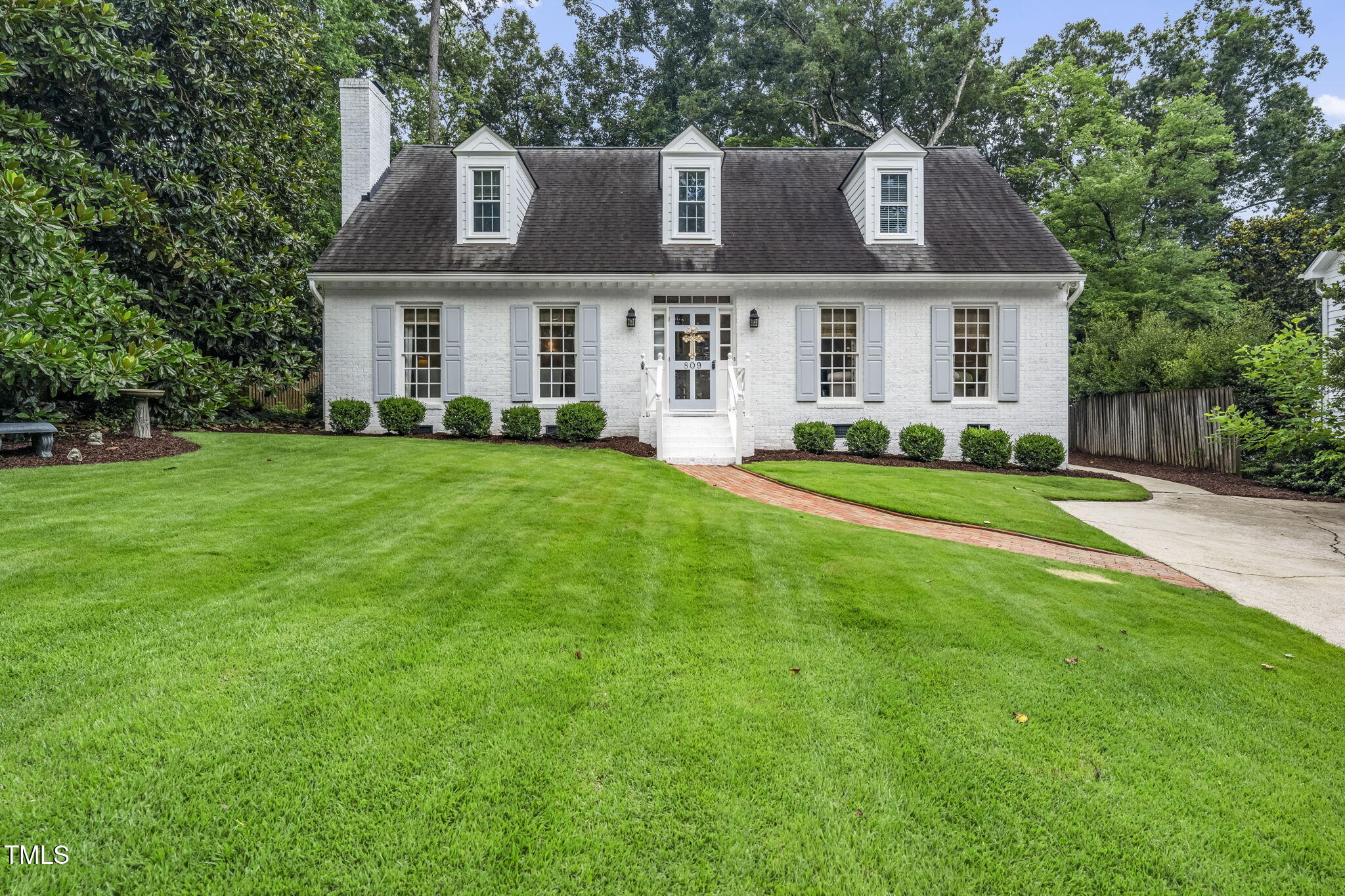809 Blenheim Drive Raleigh, NC 27612 - Photo 36 of 37 3-web-or-mls-809 Blenheim-7