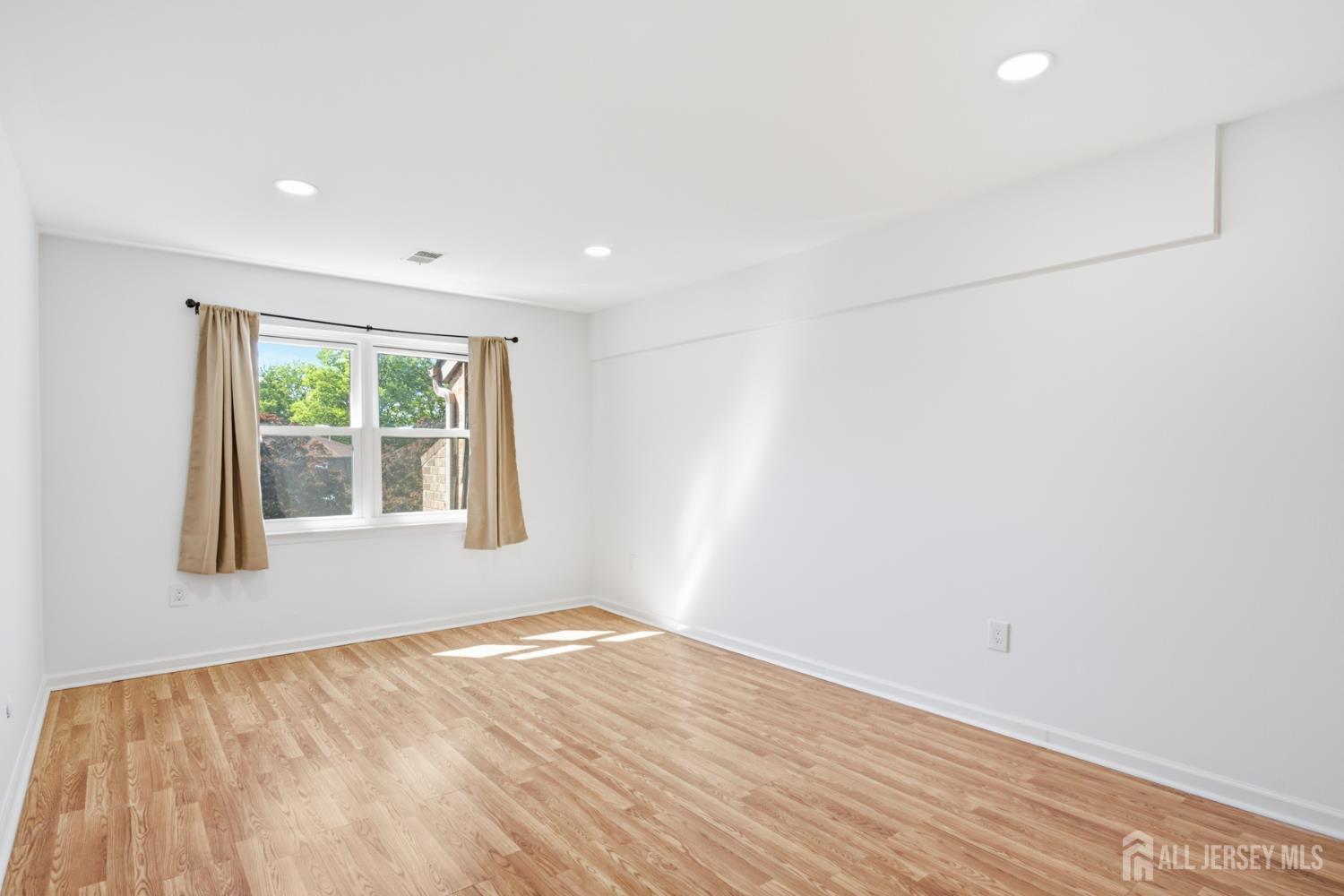 1719 Raspberry Court, Unit 1719 Edison, NJ 08817 - Photo 7 of 22