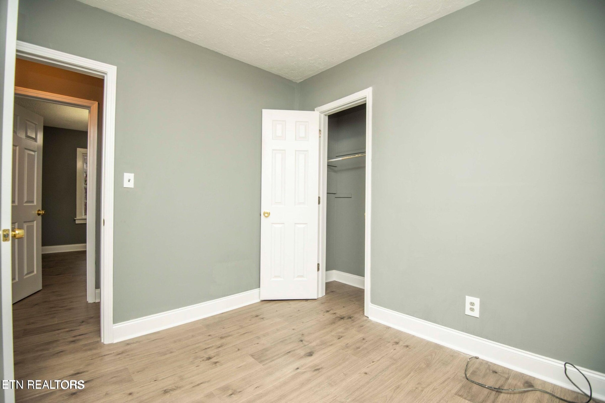 220 Meadow View Road Knoxville, TN 37914 - Photo 12 of 22 Gallery Image 12