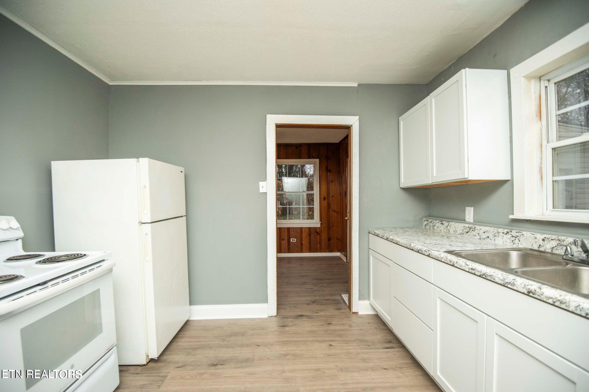 220 Meadow View Road Knoxville, TN 37914 - Photo 7 of 22 Gallery Image 7