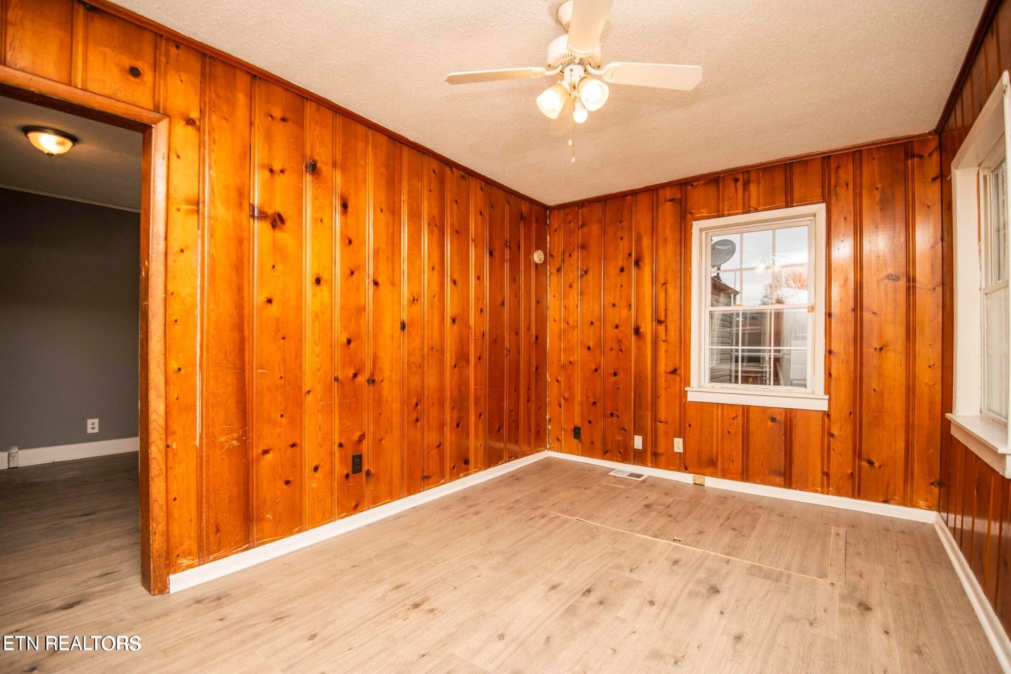 220 Meadow View Road Knoxville, TN 37914 - Photo 9 of 22 Gallery Image 9