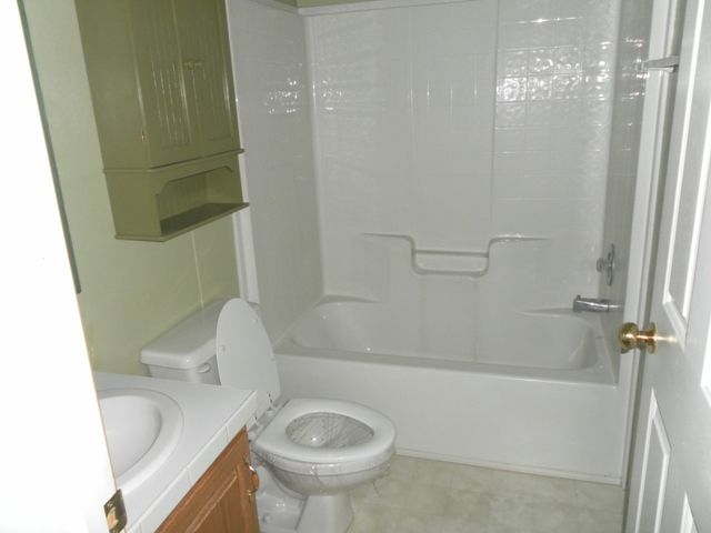 700 Oak Ridge Road East Tallahassee, FL 32305 - Photo 4 of 15