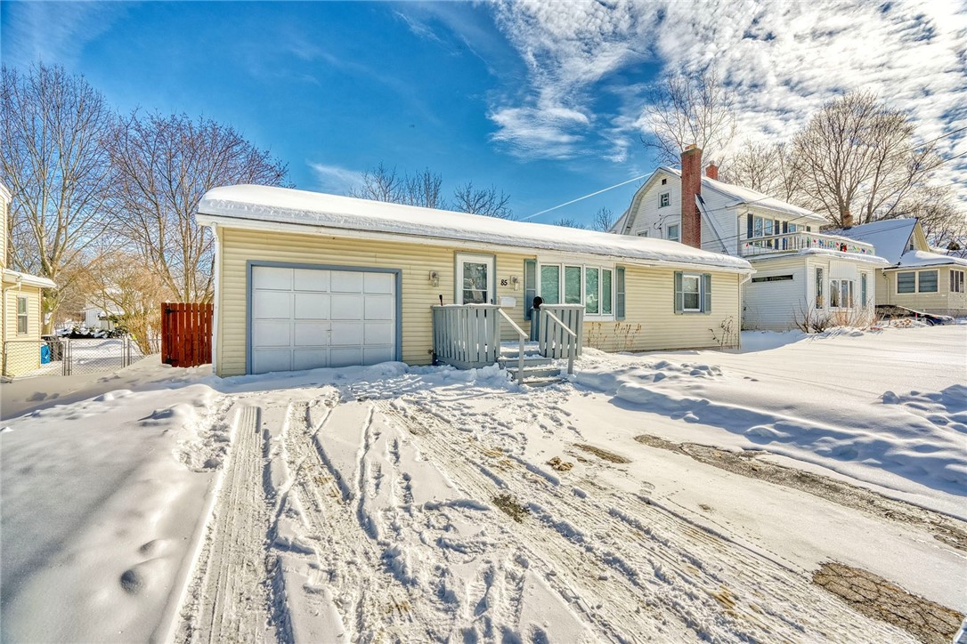 85 Windsor Road Greece, NY 14612 - Photo 2 of 32