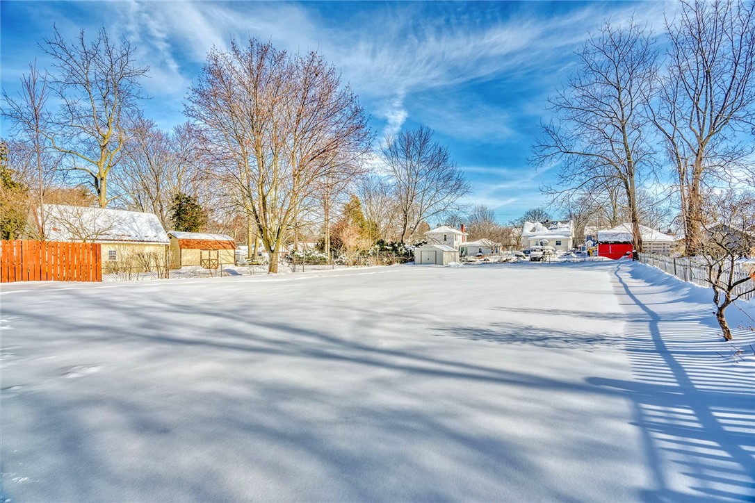 85 Windsor Road Greece, NY 14612 - Photo 29 of 32