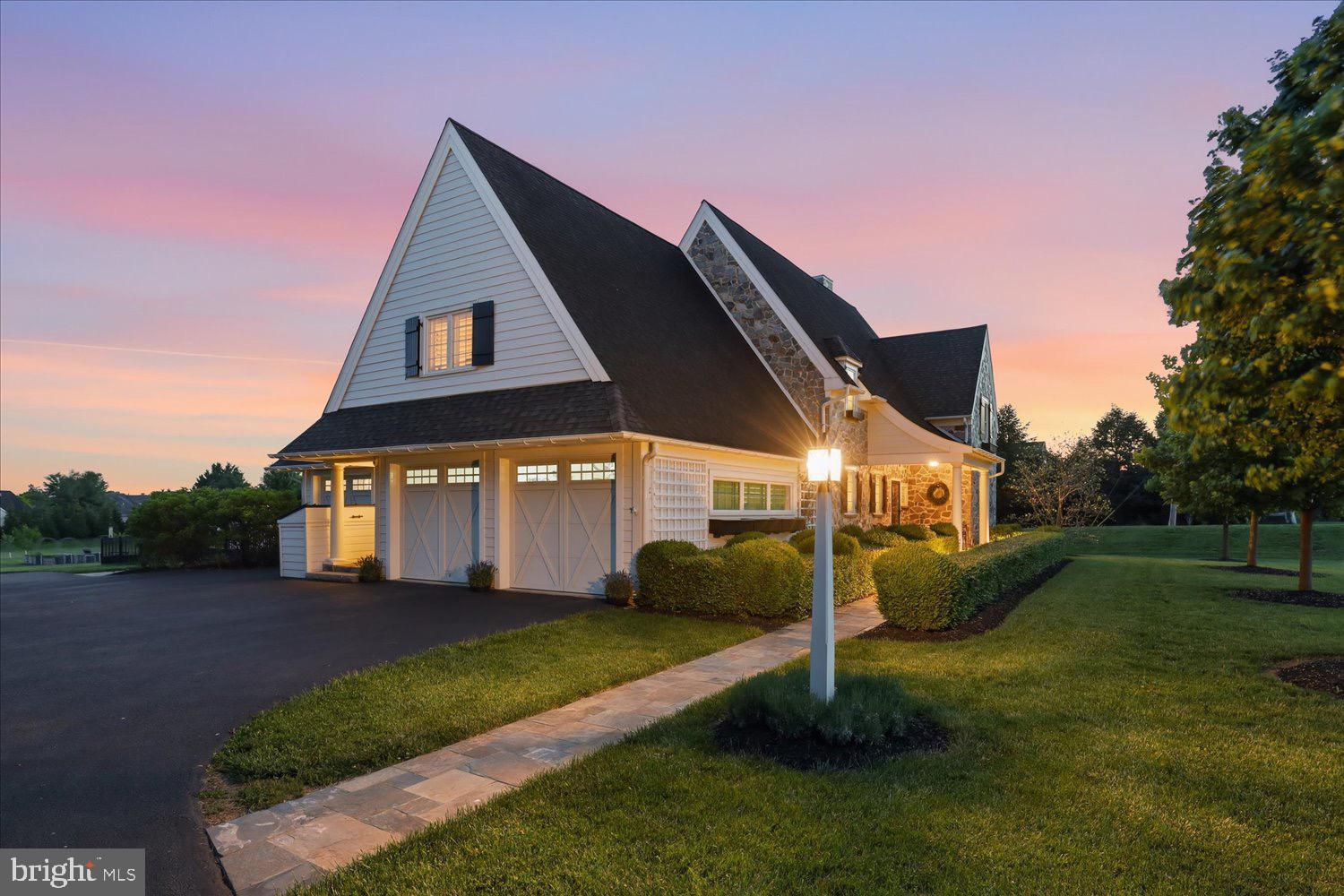 640 Snyder Road Lititz, PA 17543 - Photo 47 of 47 a front view of a house with a yard