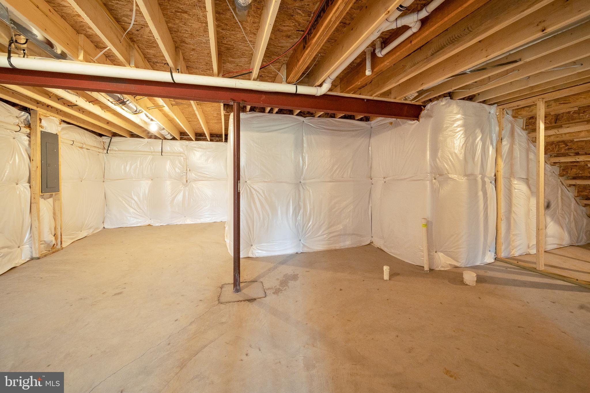 417 Circle Drive Winchester, VA 22601 - Photo 28 of 33 a view of an empty room