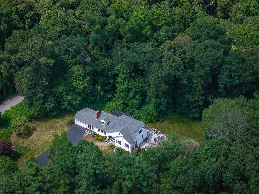 6 Burnham Road Wenham, MA 01984 - Photo 39 of 42 Gallery Image 39