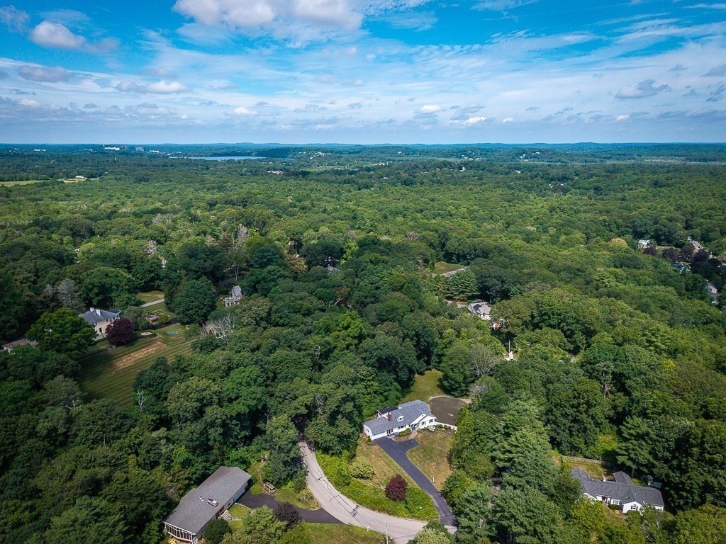 6 Burnham Road Wenham, MA 01984 - Photo 41 of 42 Gallery Image 41