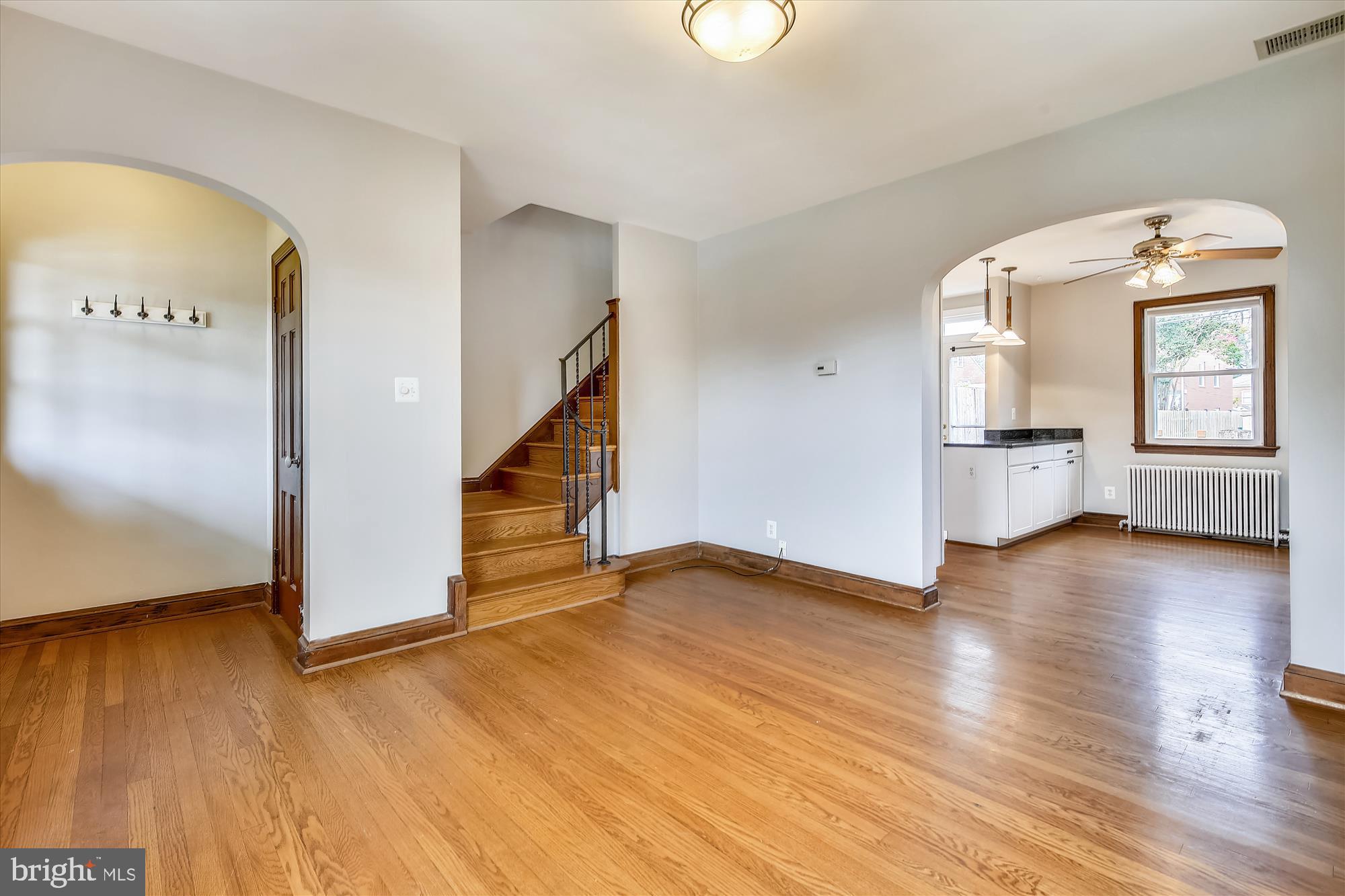 216 South Courthouse Road Arlington, VA 22204 - Photo 3 of 30