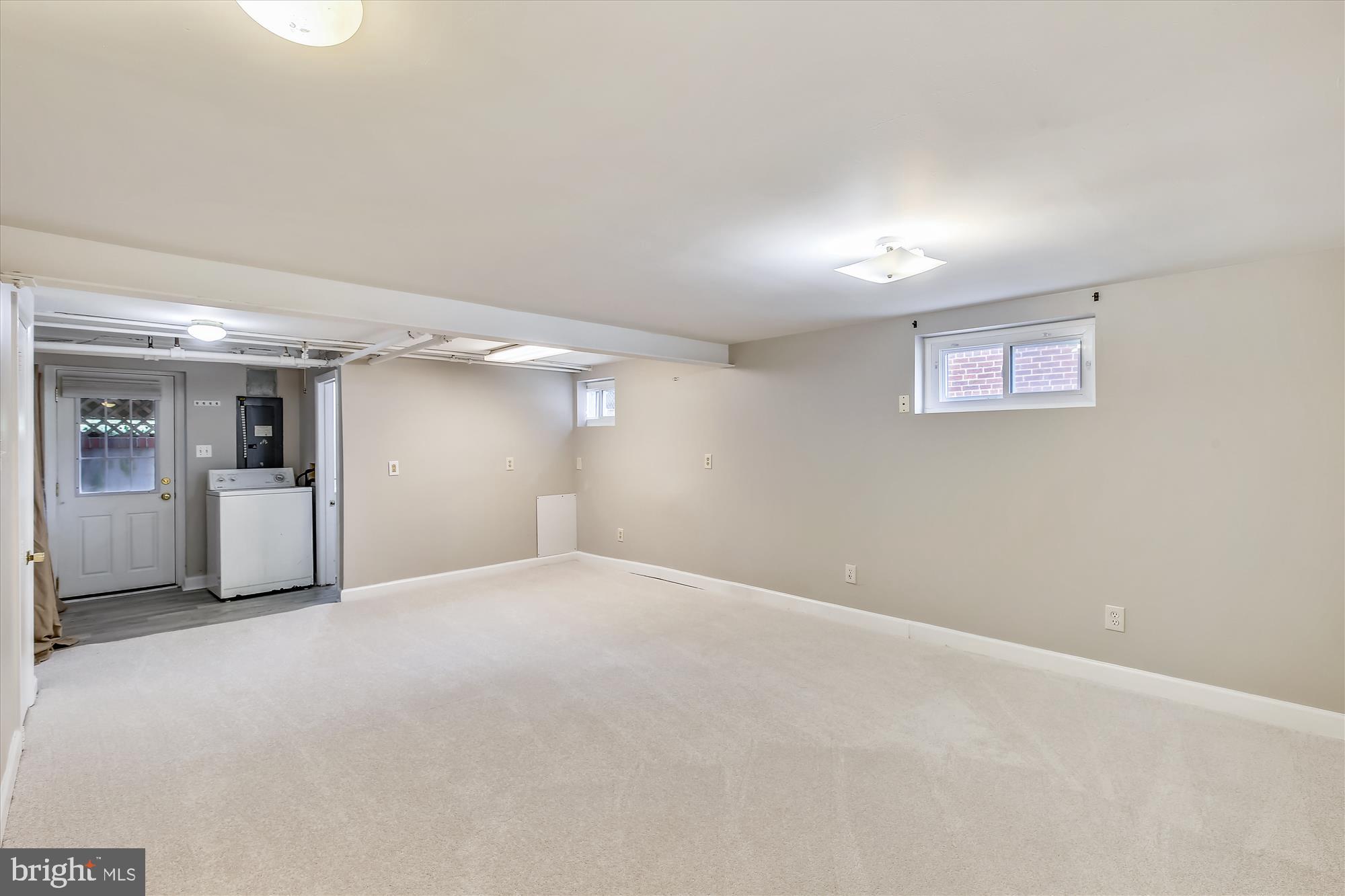 216 South Courthouse Road Arlington, VA 22204 - Photo 23 of 30