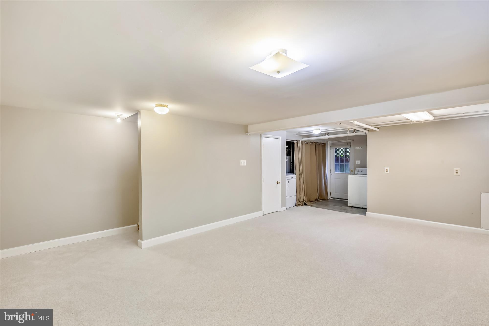 216 South Courthouse Road Arlington, VA 22204 - Photo 24 of 30
