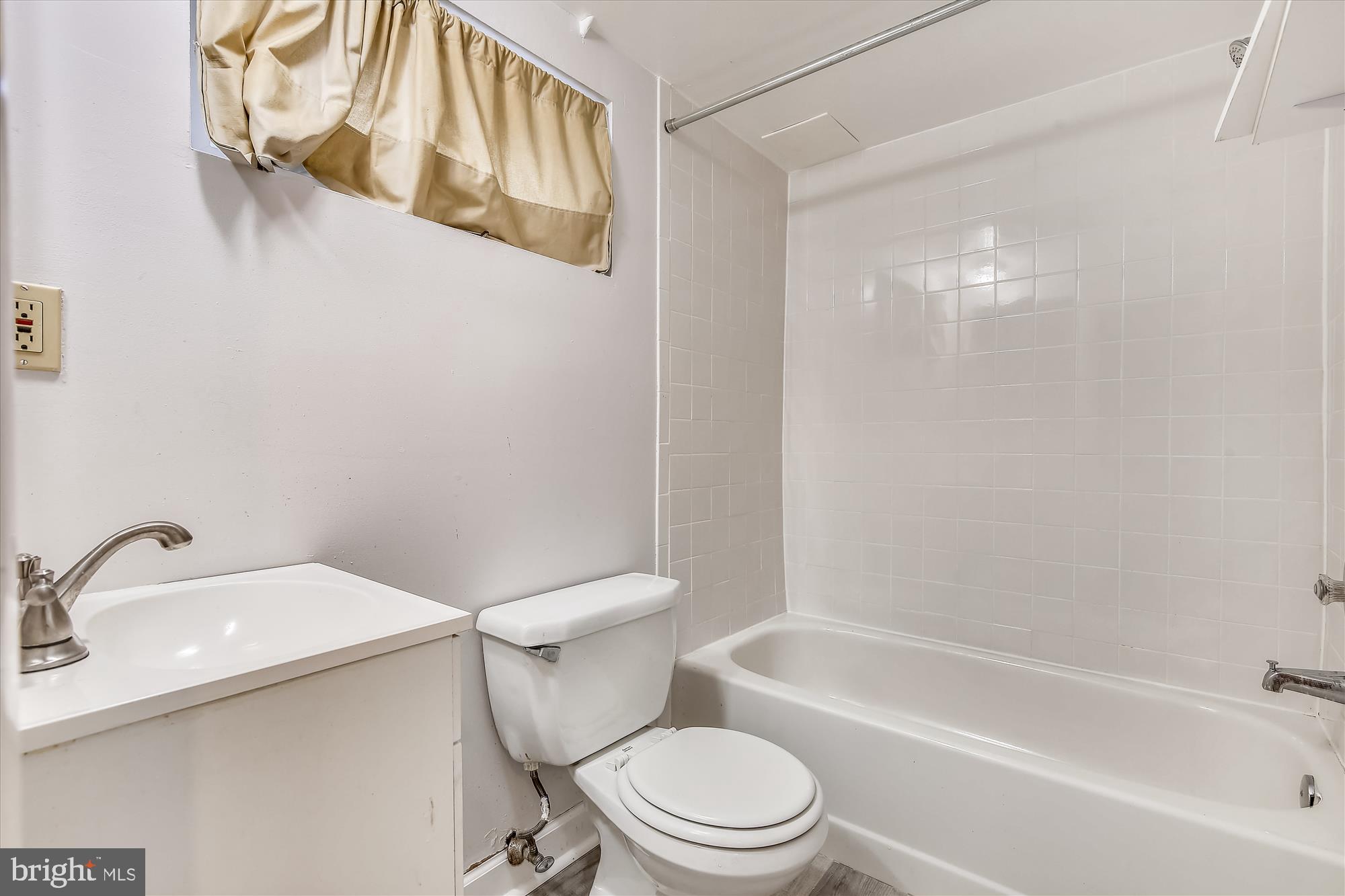 216 South Courthouse Road Arlington, VA 22204 - Photo 26 of 30