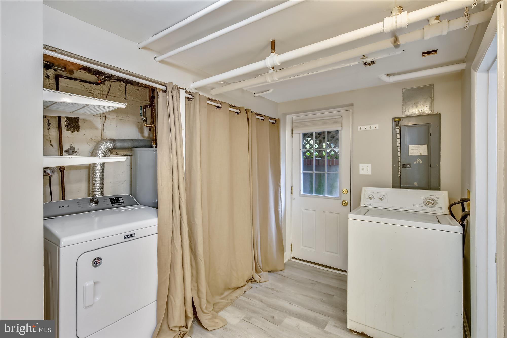 216 South Courthouse Road Arlington, VA 22204 - Photo 27 of 30