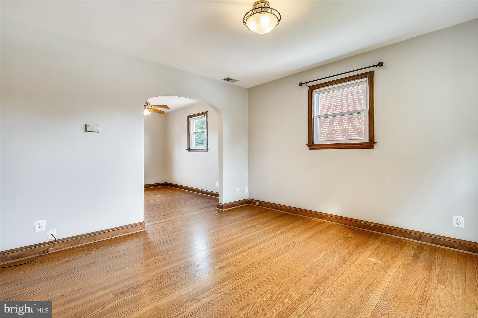 216 South Courthouse Road Arlington, VA 22204 - Photo 4 of 30