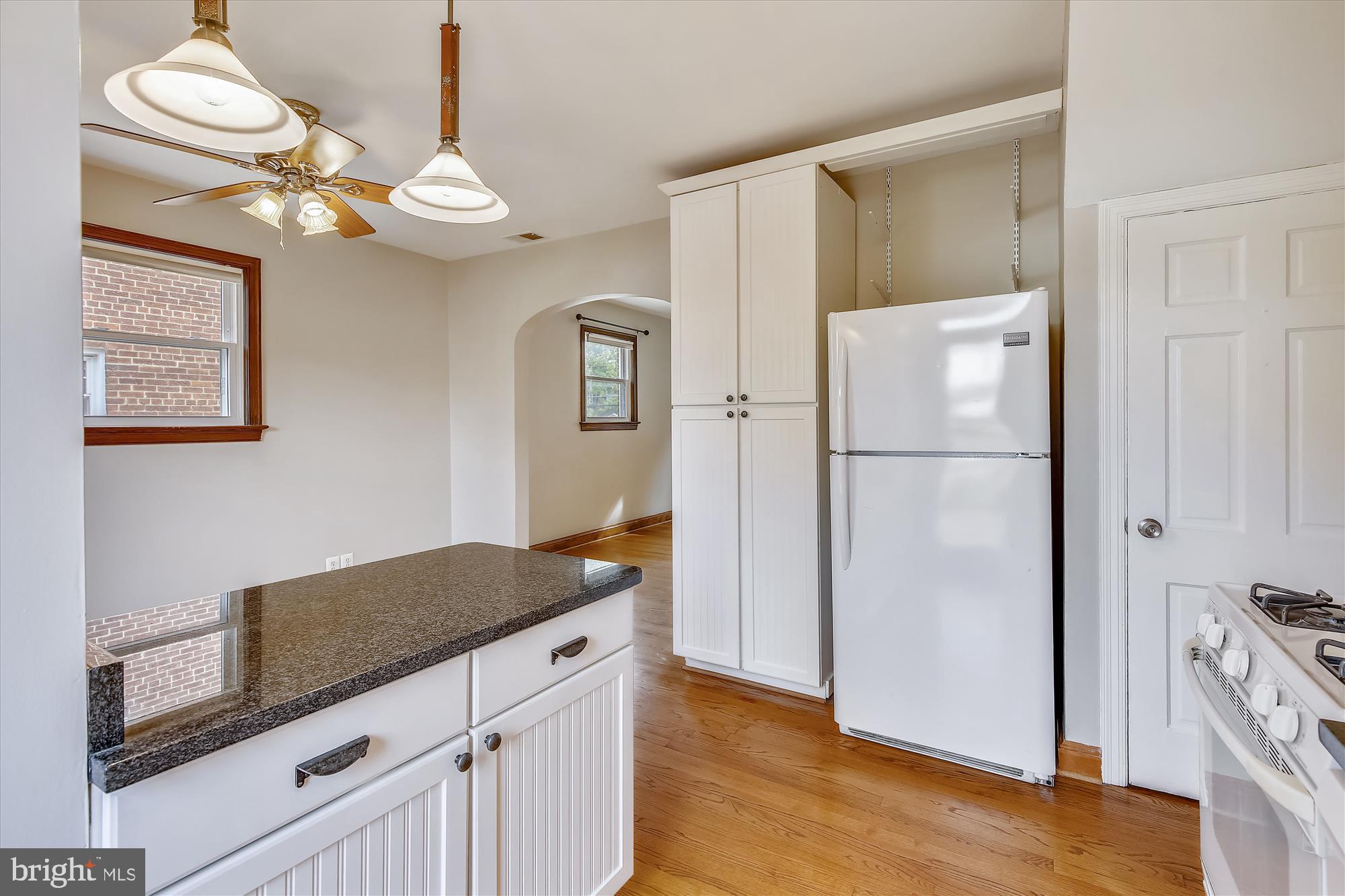216 South Courthouse Road Arlington, VA 22204 - Photo 10 of 30