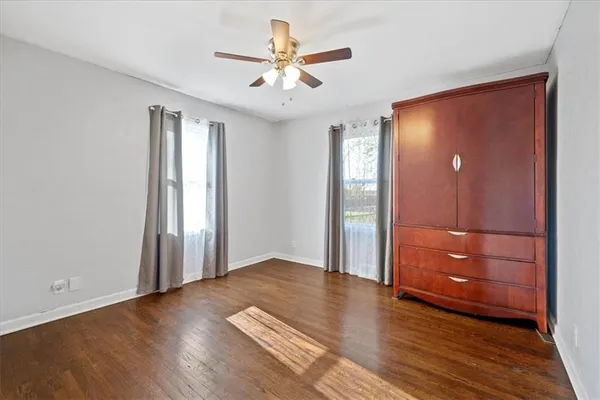 $225,000 | 101 Southeast 9 Street, Lee's Summit, MO 64063