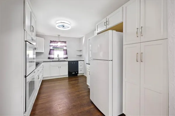 $225,000 | 101 Southeast 9 Street, Lee's Summit, MO 64063