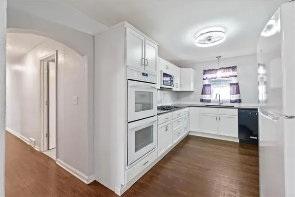 $225,000 | 101 Southeast 9 Street, Lee's Summit, MO 64063