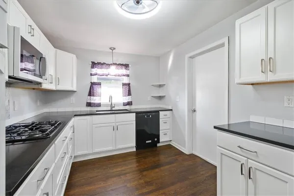 $225,000 | 101 Southeast 9 Street, Lee's Summit, MO 64063