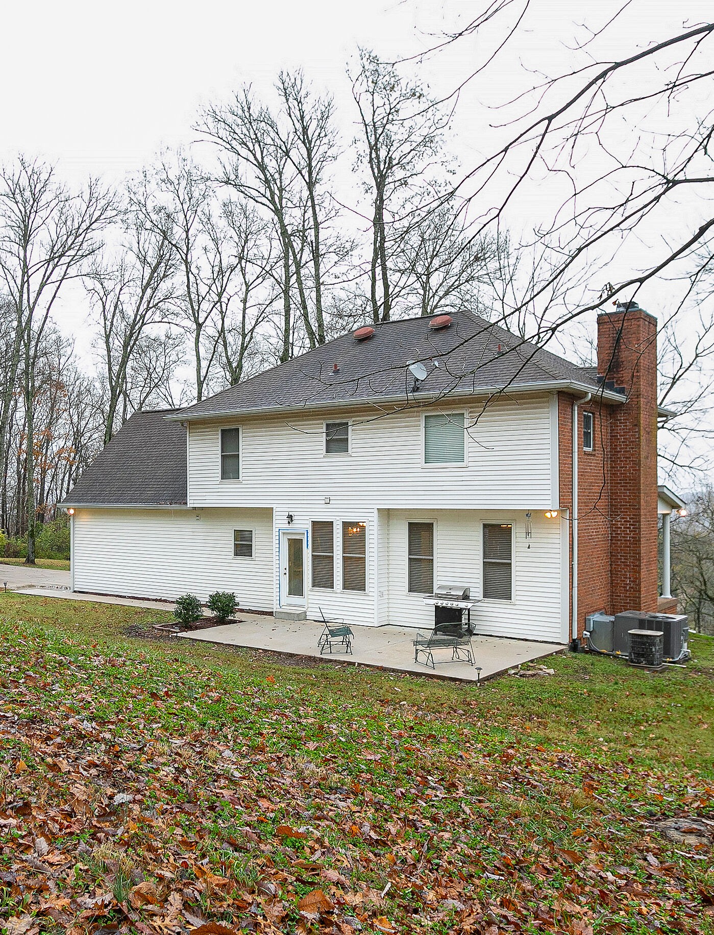4311 Peytonsville-Trinity Road Franklin, TN 37064 - Photo 30 of 32 a front view of a house with garden