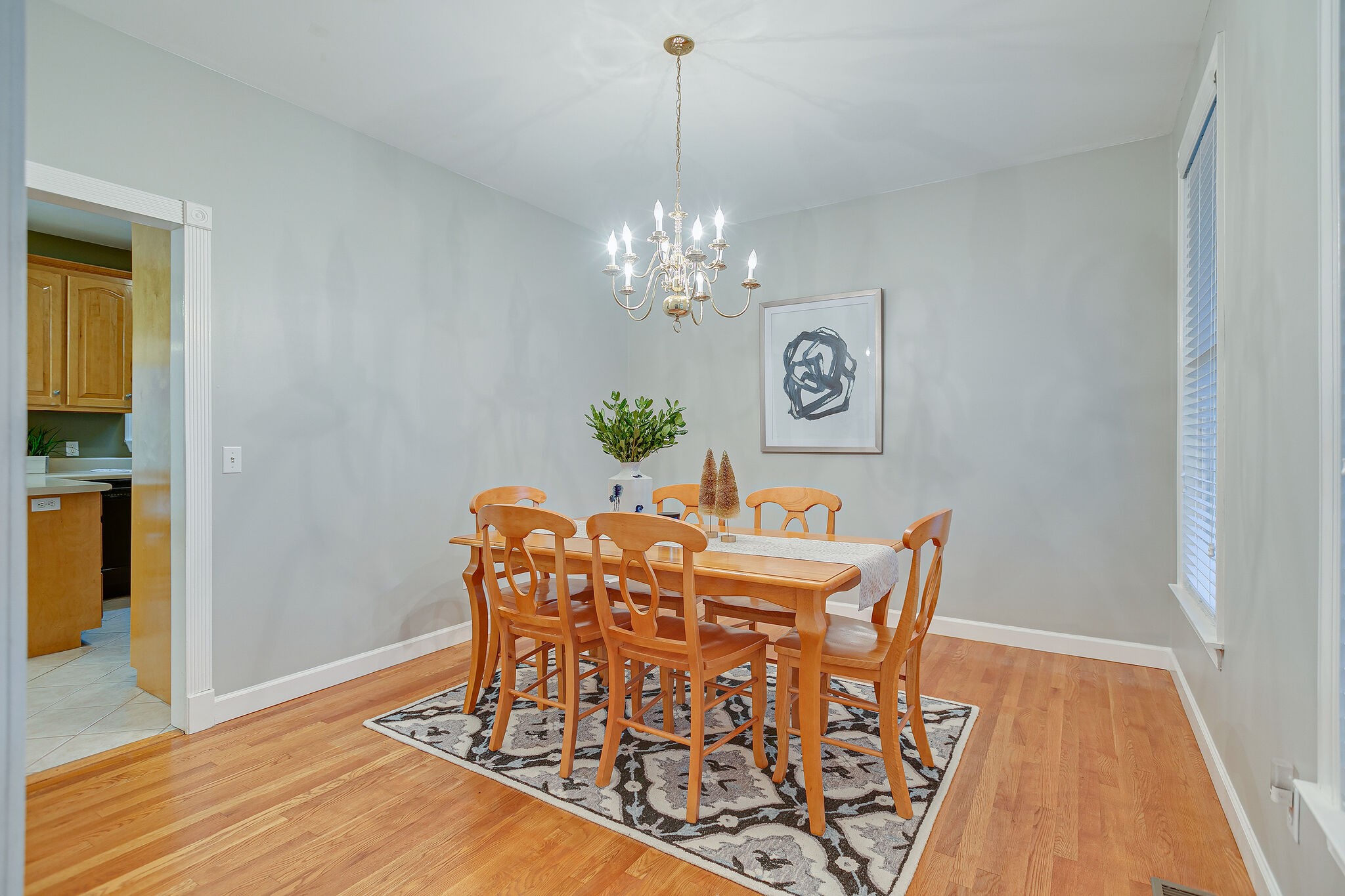 4311 Peytonsville-Trinity Road Franklin, TN 37064 - Photo 10 of 32 a view of a dining room with furniture and chandelier
