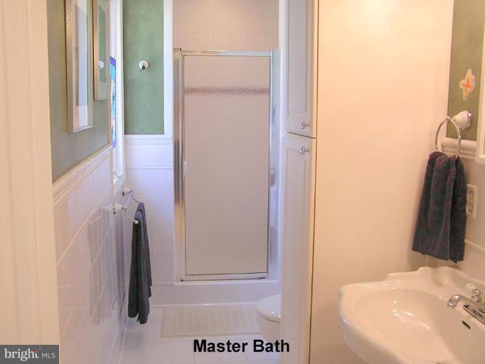 6812 Hathaway Street Springfield, VA 22152 - Photo 15 of 26 Master Bath #2