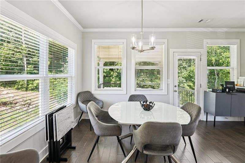 3167 Stonegate Drive Atlanta, GA 30331 - Photo 8 of 41