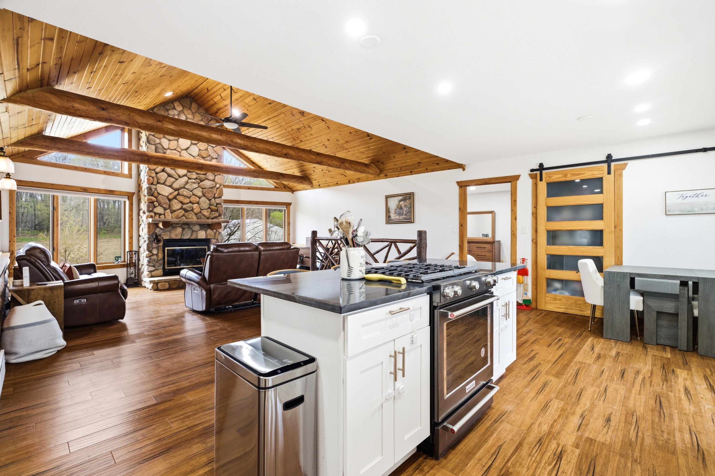 1384 Cranberry Road Scott, WI 53001 - Photo 10 of 63 Photo-9