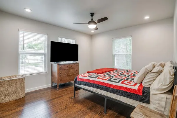$2,300 | 3821 Linden Avenue, Fort Worth, TX 76107