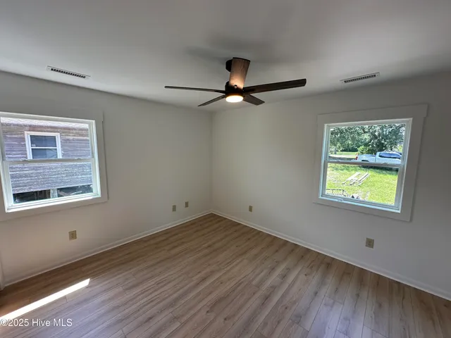 $3,200 | 106 Broadview Lane, Hampstead, NC 28443